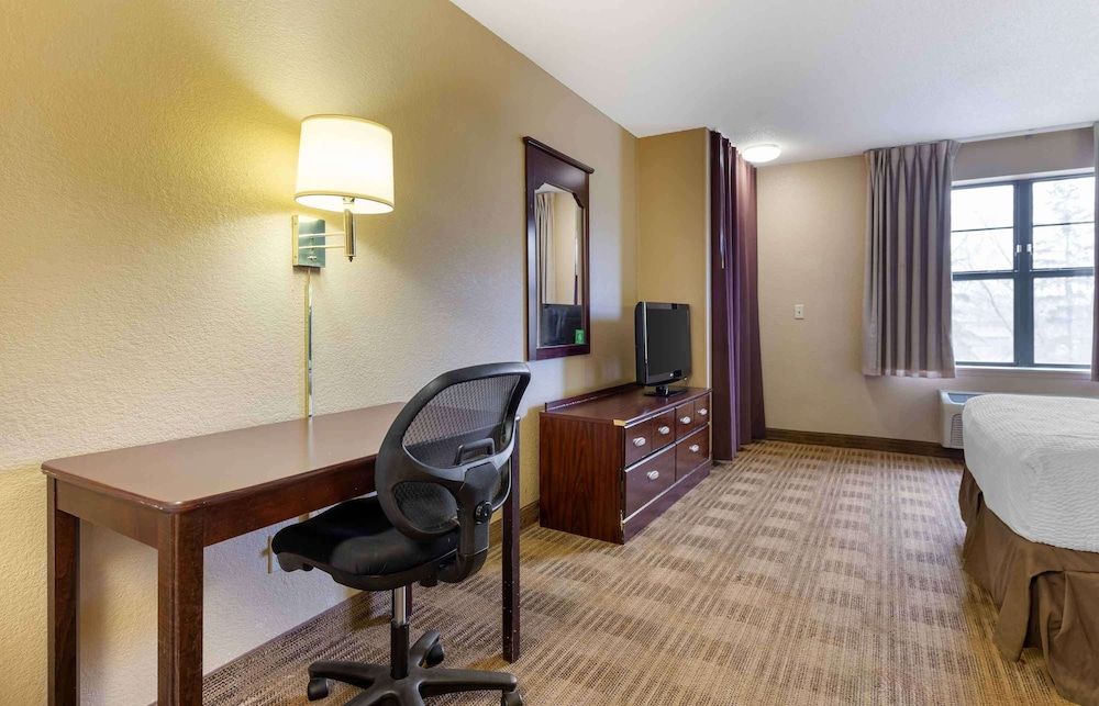 Extended Stay America Suites Minneapolis Airport Eagan South Studio, 1 Queen Bed, Accessible, Non Smoking 5