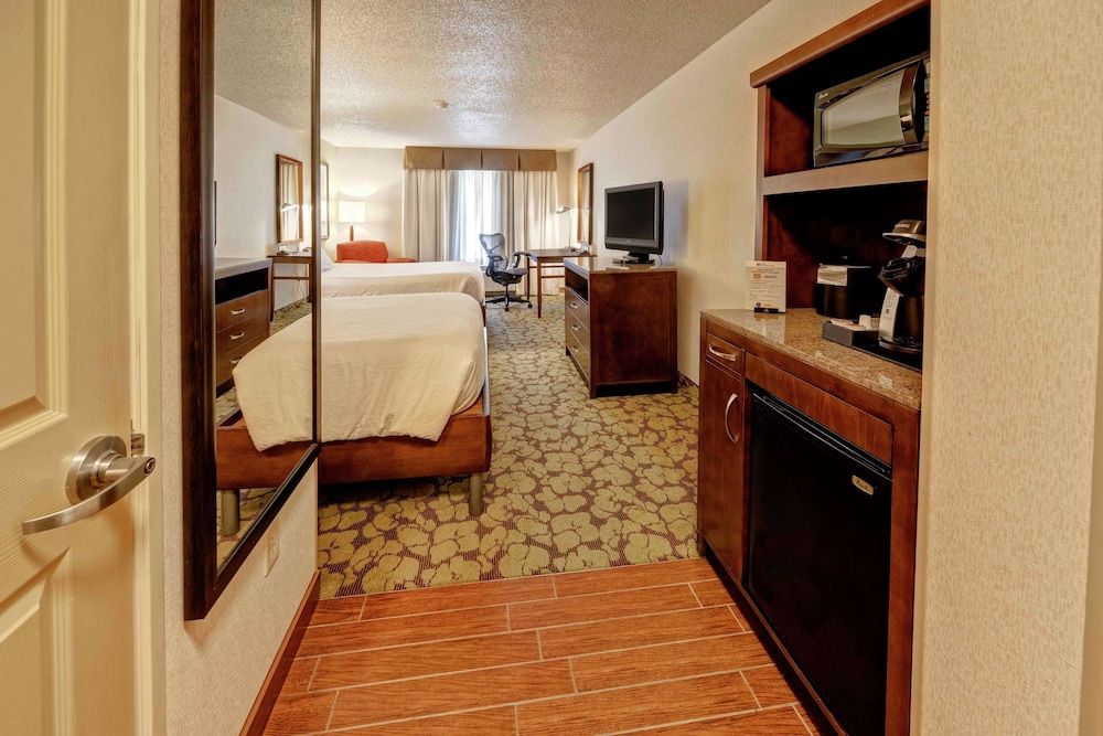 Room, 2 Queen Beds, Accessible (Hearing)
