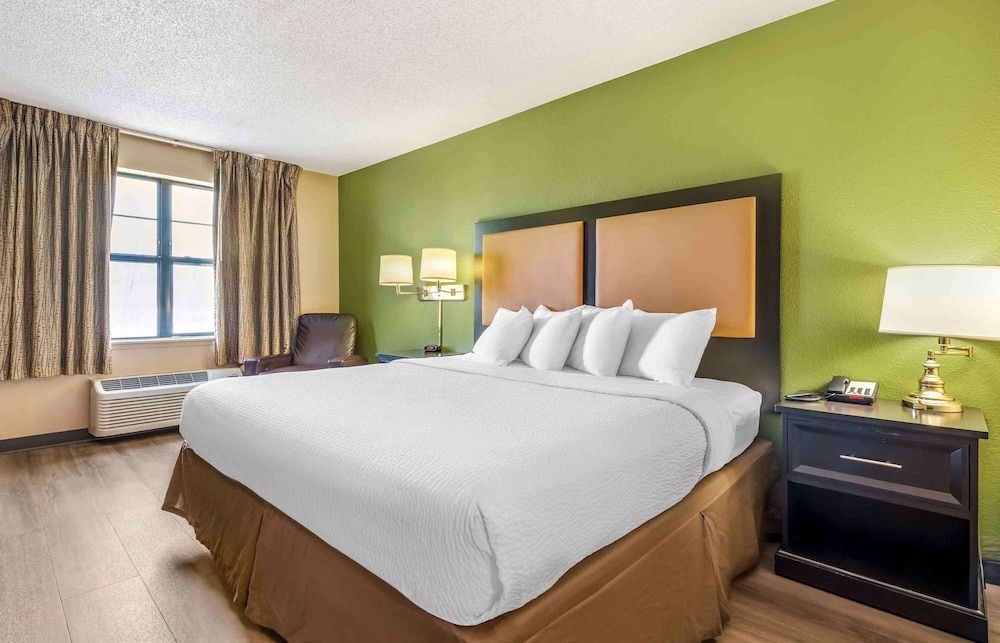 Extended Stay America Suites Minneapolis Maple Grove
