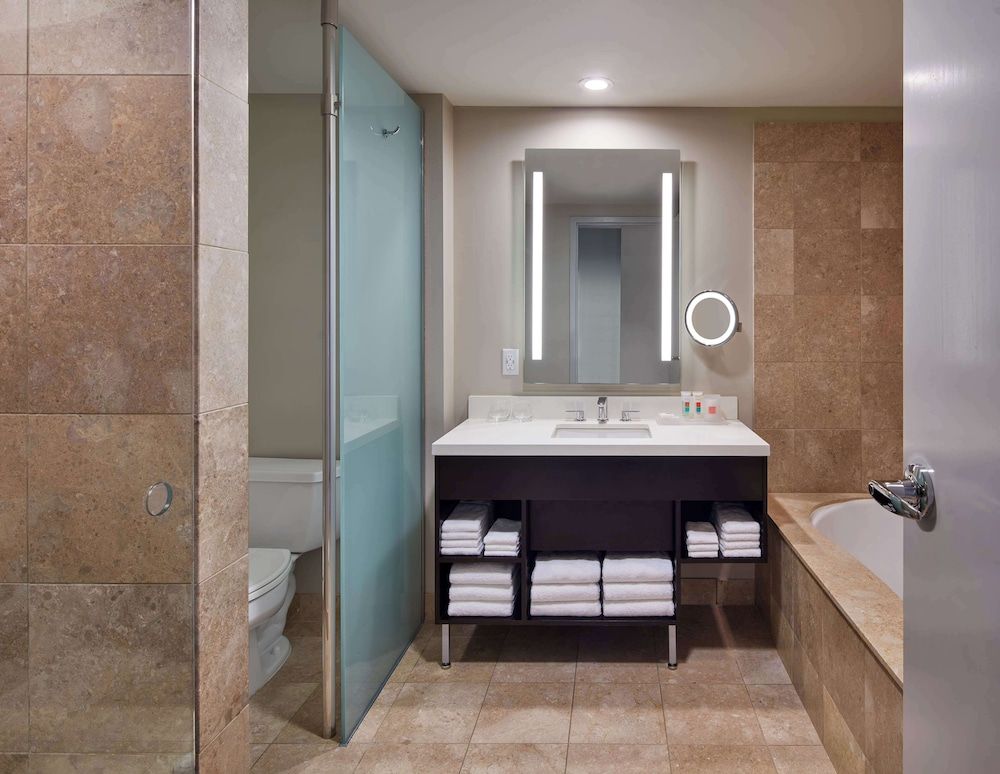 The Lofton Hotel, Tapestry Collection by Hilton Standard Room with Step-in Shower 6