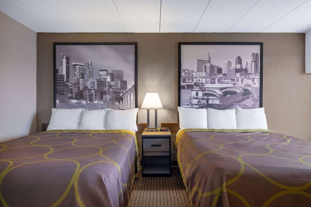 Room, 2 Queen Beds, Non Smoking