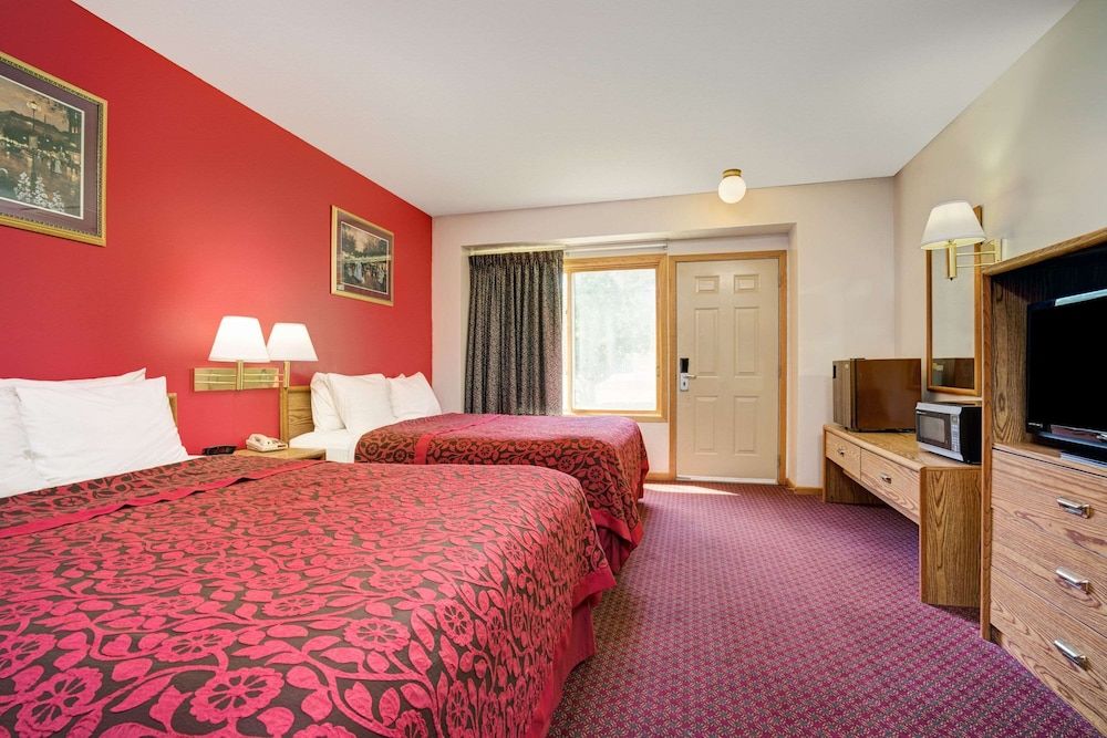 Room, 2 Queen Beds, Non Smoking