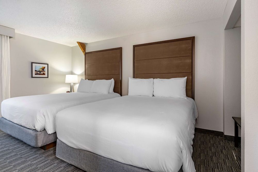Standard Room, 2 Queen Beds, Non Smoking, Refrigerator & Microwave