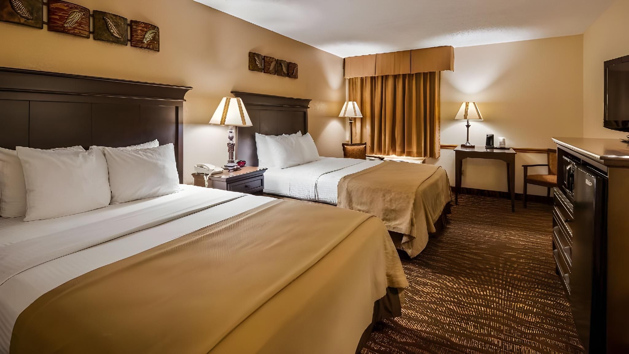 2 queen beds, nonsmoking