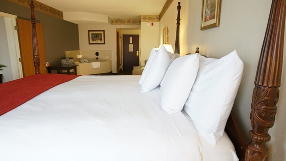 Executive Suite, 1 King Bed, Jetted Tub