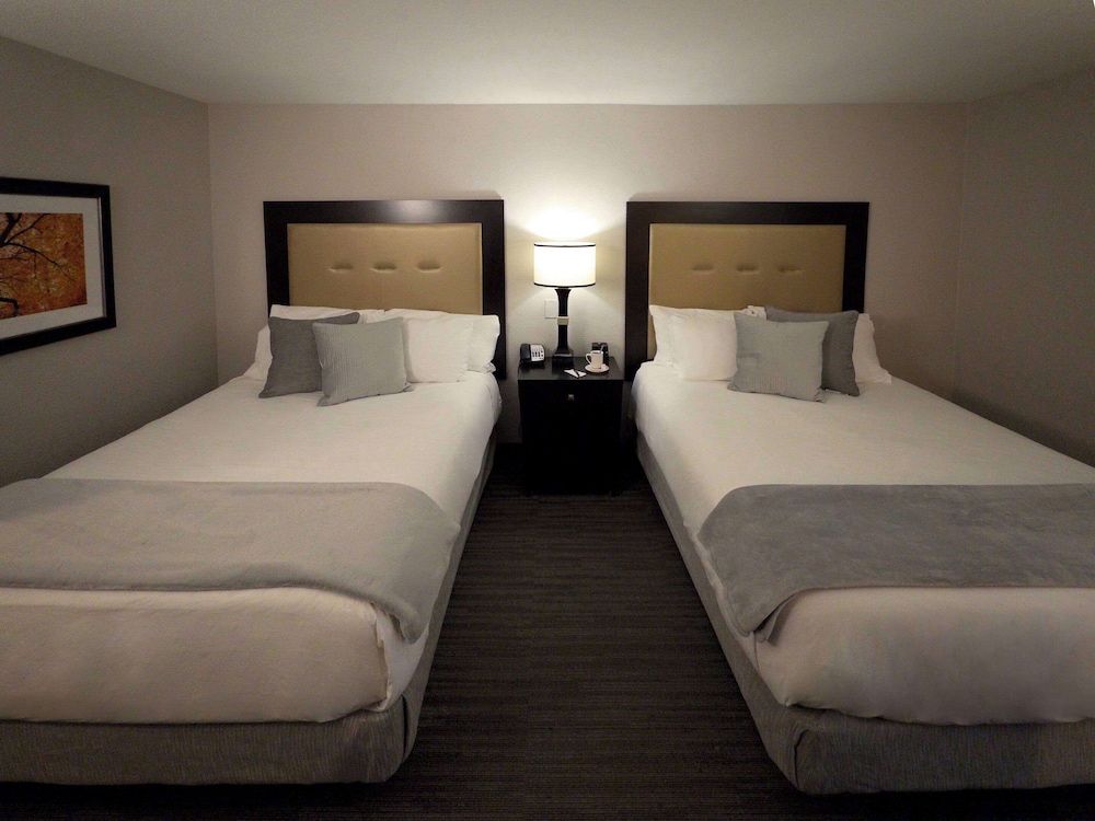 Branson Hillside Hotel Standard Room, 2 Queen Beds, Non Smoking 2