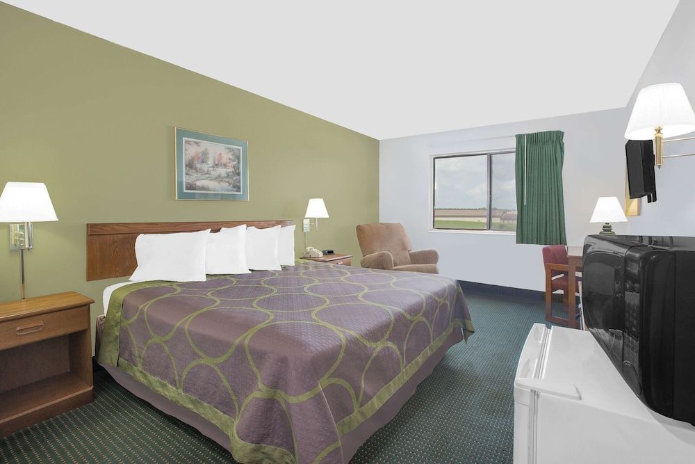 Standard Room, 1 King Bed