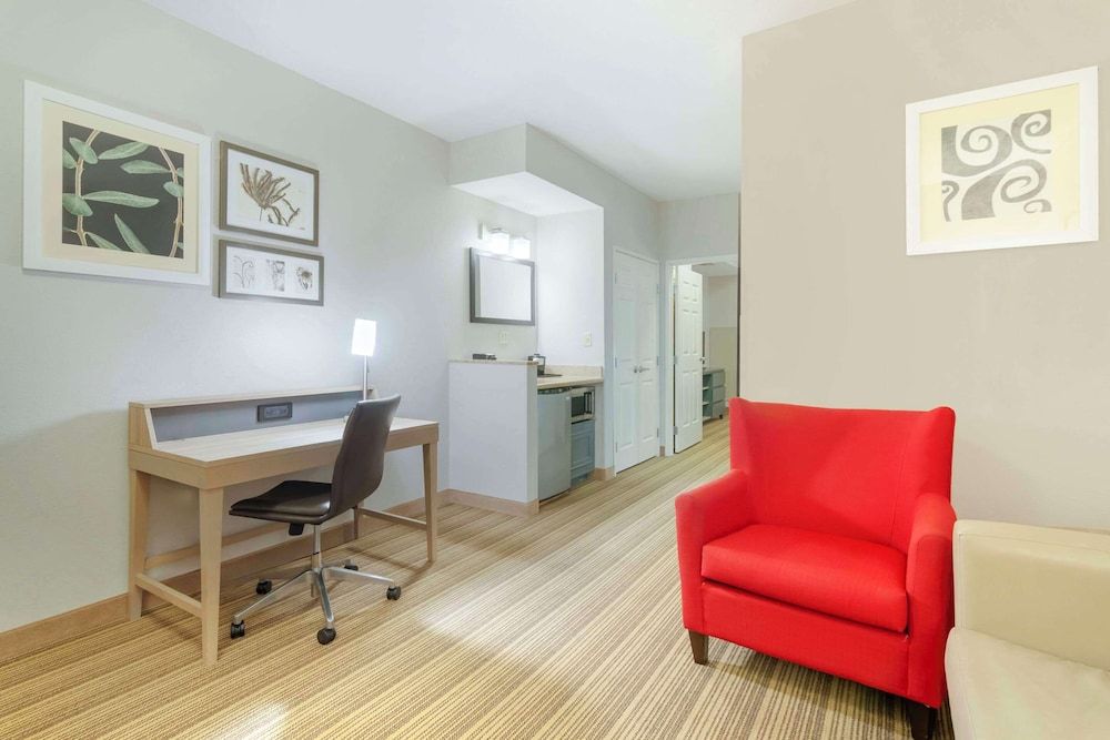 Suite, 1 Bedroom, Accessible, Non Smoking