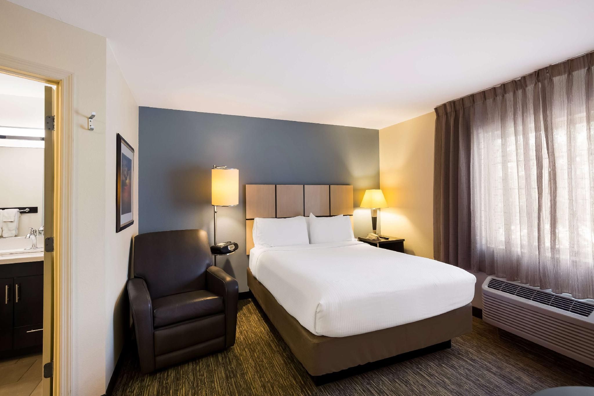 Sonesta Simply Suites St Louis Earth City Studio Suite Queen