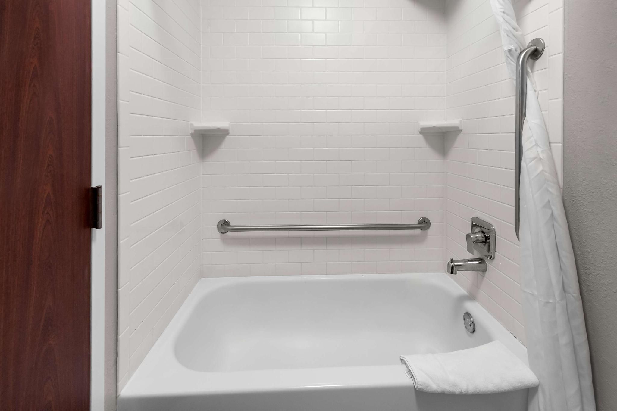 2 queen beds, nonsmoking