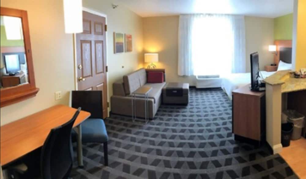 Studio, 1 Queen Bed, Non Smoking