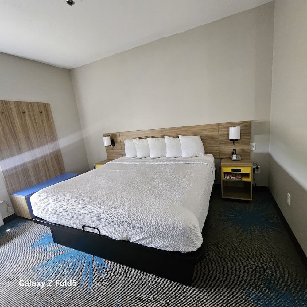 Studio Suite, 1 King Bed, Non Smoking