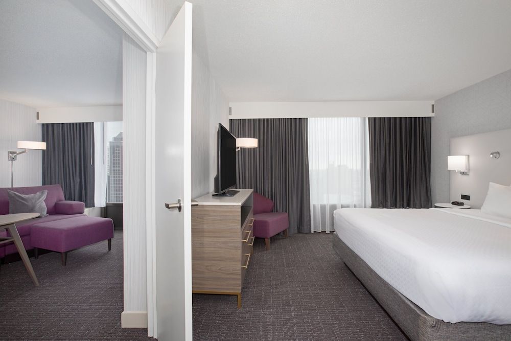 Suite, 1 Bedroom, City View