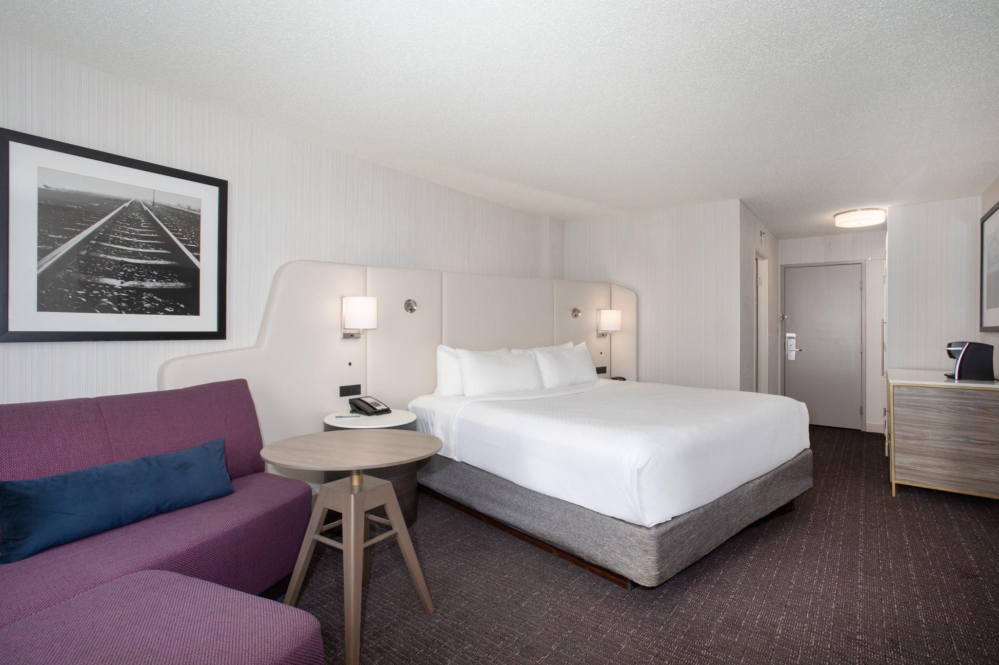 1 King Bed Premium High Floor
