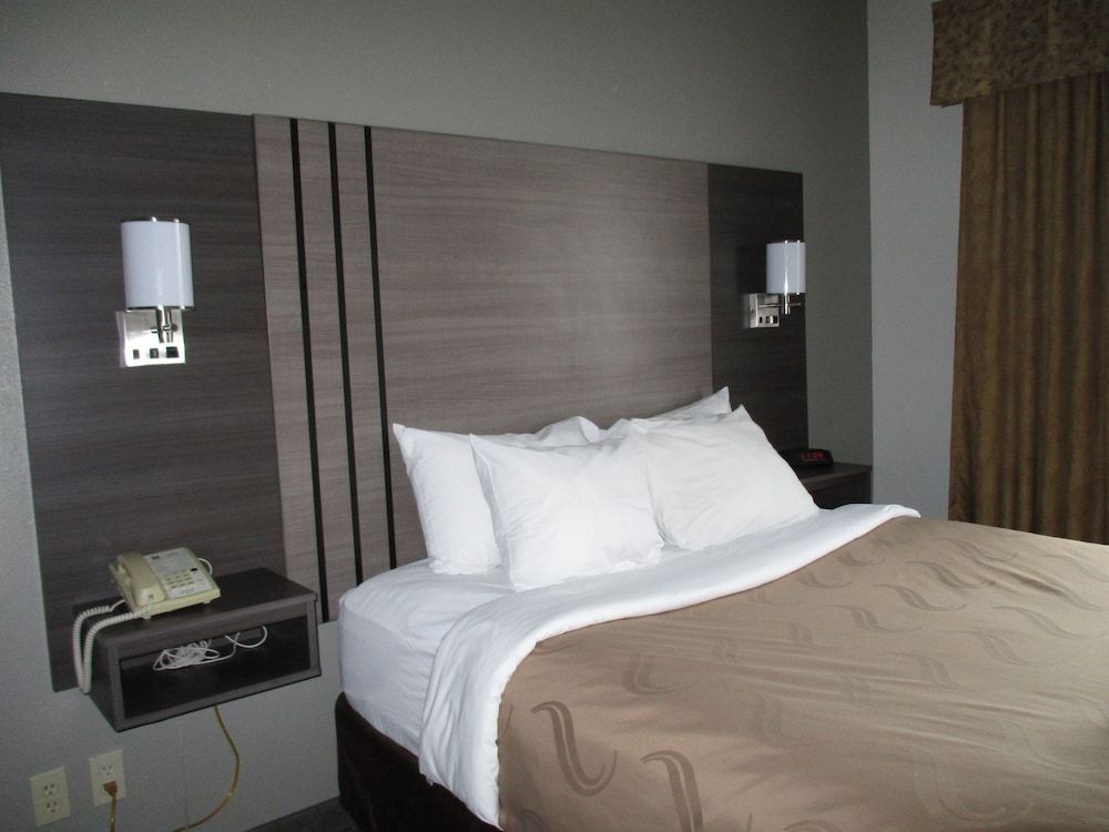 Standard Room, 1 Queen Bed with Sofa bed, Non Smoking