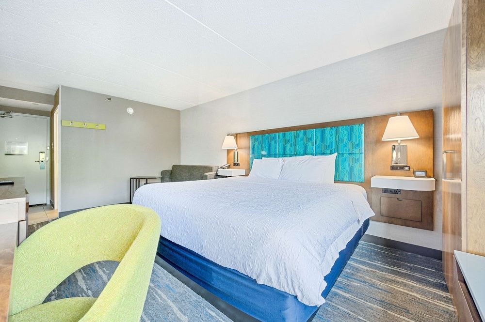 Room, 1 King Bed with Sofa bed, Non Smoking