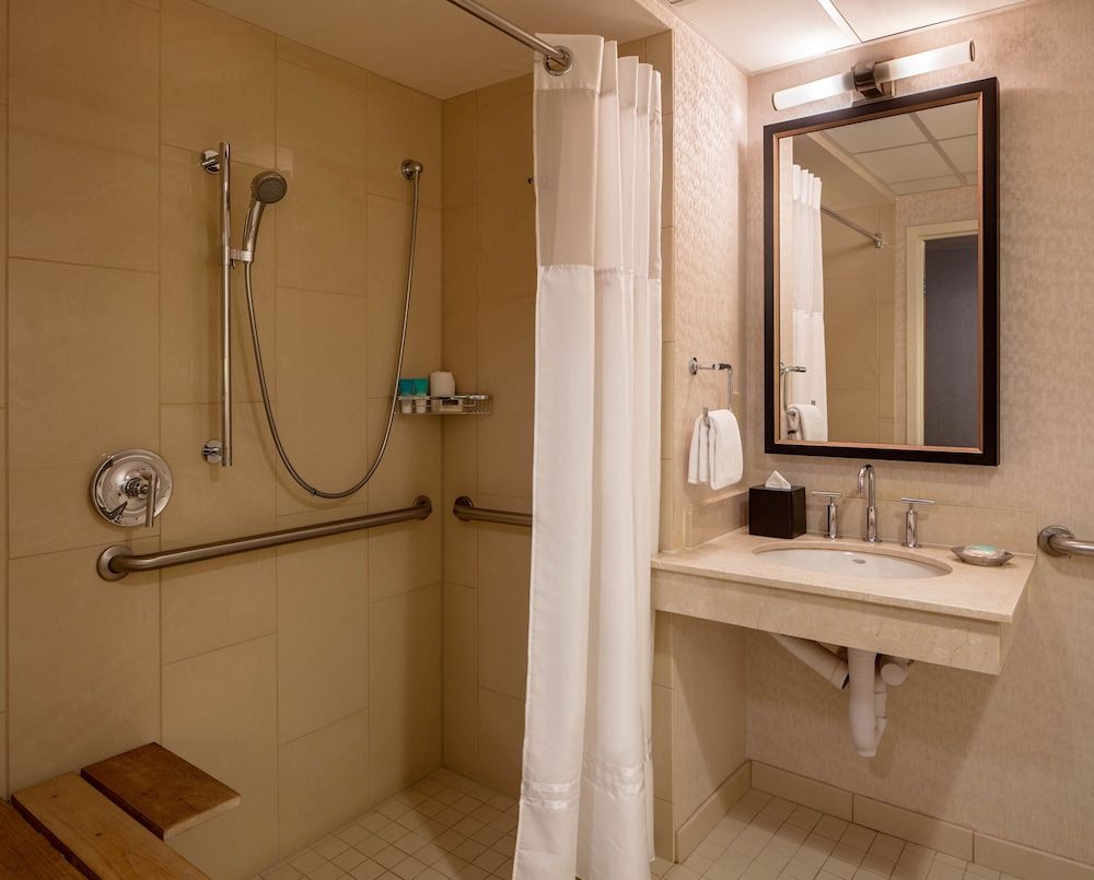 Room, 2 Double Beds, Accessible (SHOWER)