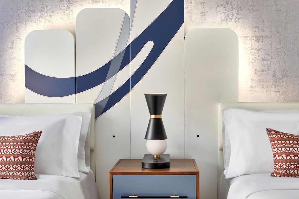 Deluxe Room, 2 Queen Beds, Non Smoking
