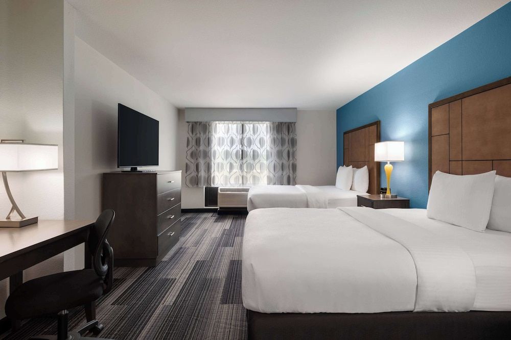 Room, 2 Queen Beds, Non Smoking