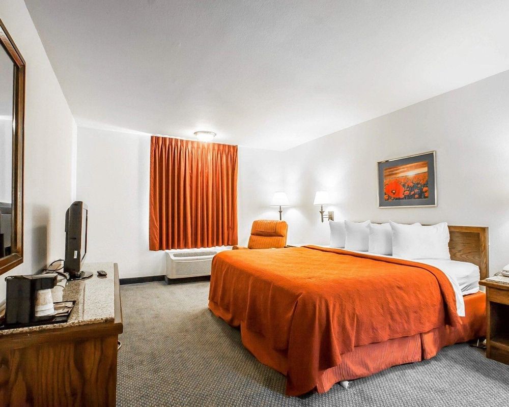 Room, 1 King Bed, Accessible, Non Smoking