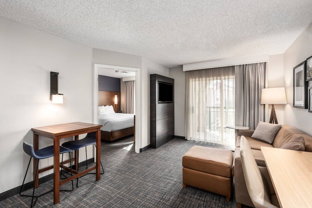 Room, 1 King Bed with Sofa bed, Non Smoking