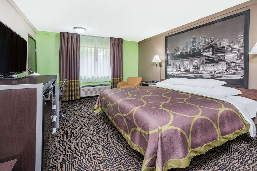 Standard Room, 1 King Bed