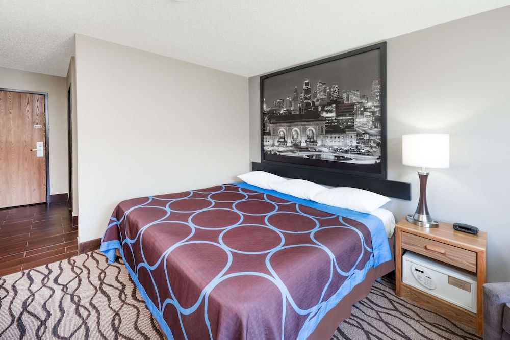 Standard Room, 1 King Bed