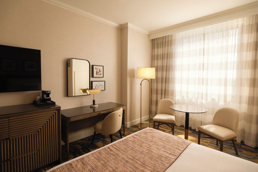 IP Casino Resort Spa - Biloxi Deluxe Room, 2 Queen Beds, Non Smoking Newly Renovated 5