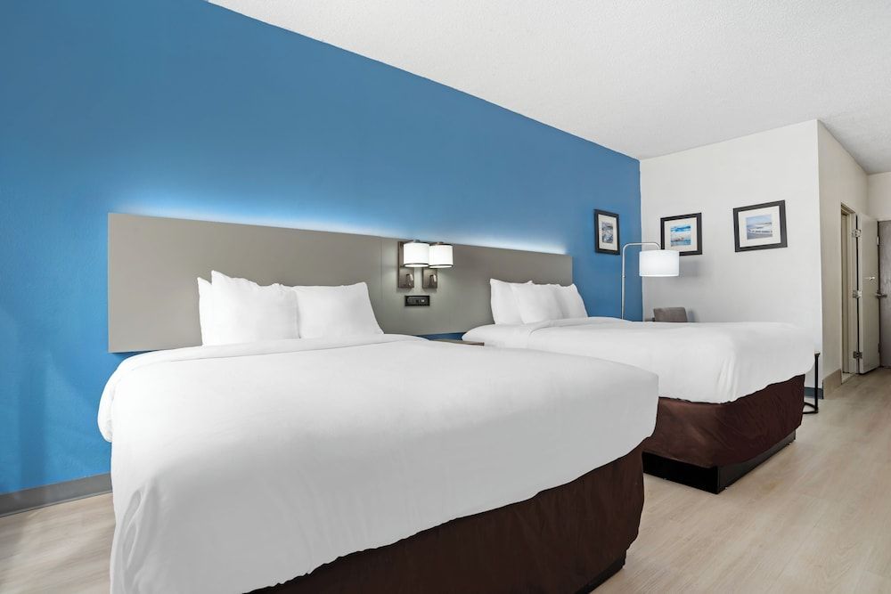 Room, 2 Queen Beds, Accessible, Non Smoking