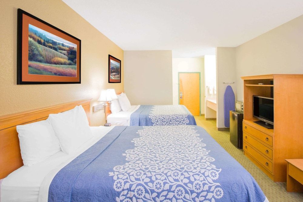 Double Room, 2 Double Beds