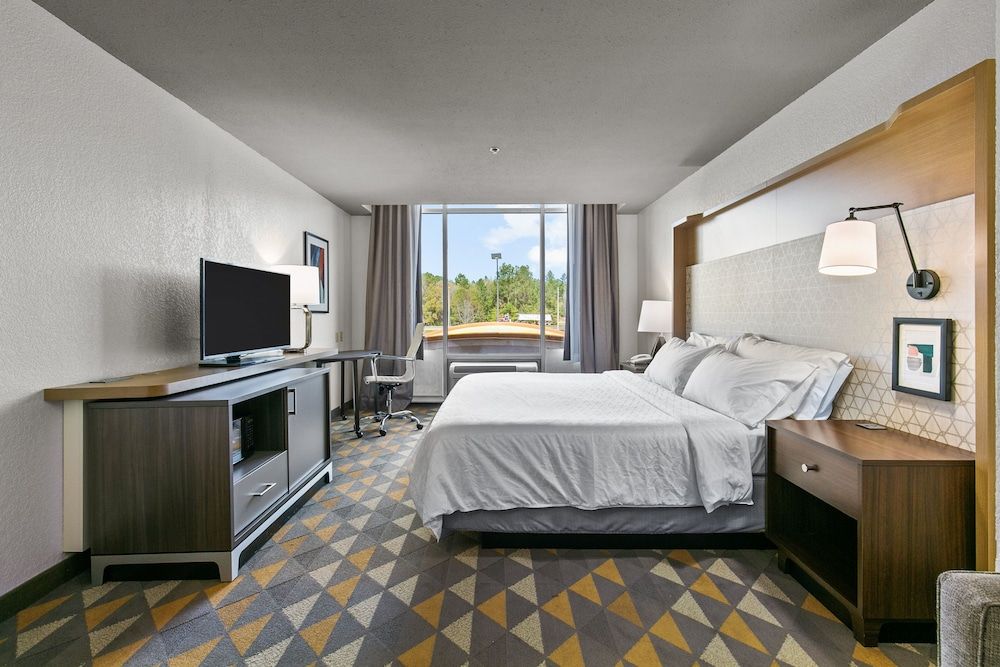 Standard Room, 1 King Bed