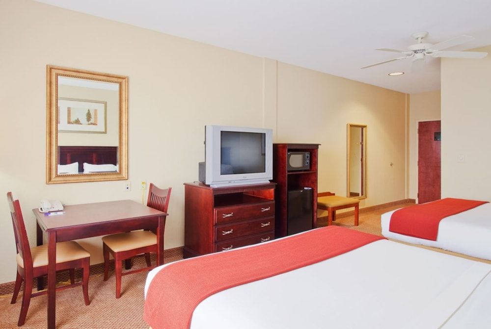 Standard Room, 2 Queen Beds