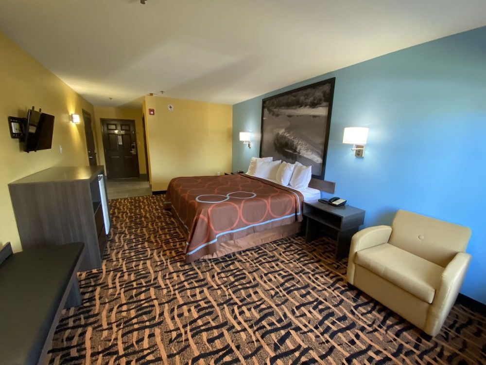 Standard Room, 1 King Bed, Smoking