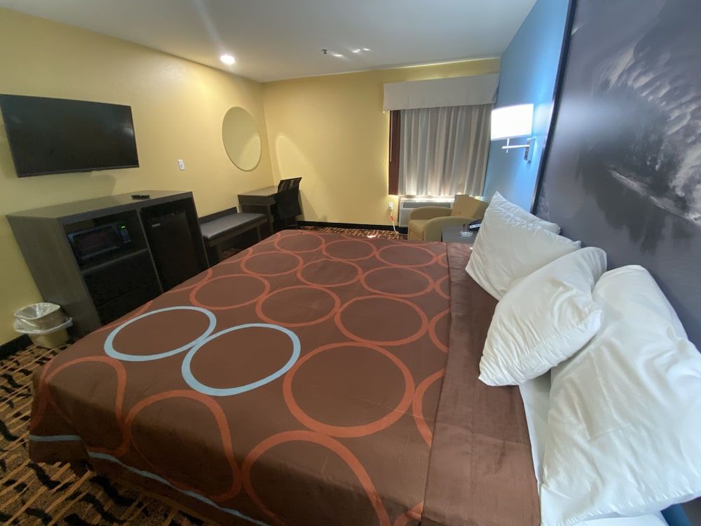Standard Room, 1 King Bed, Non Smoking