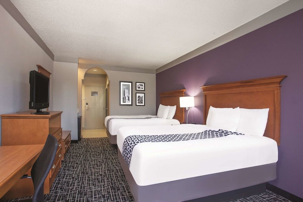 Room, 1 King Bed, Accessible, Non Smoking (Mobility/Hearing Impaired)