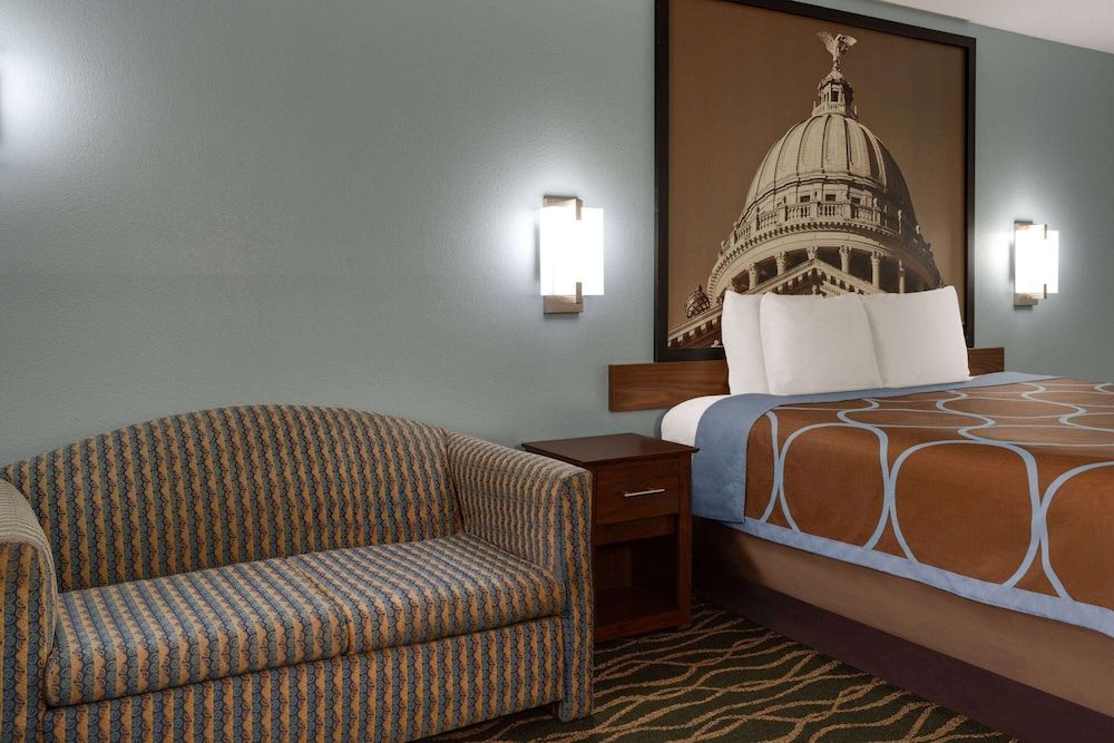 Standard Room, 1 King Bed, Smoking