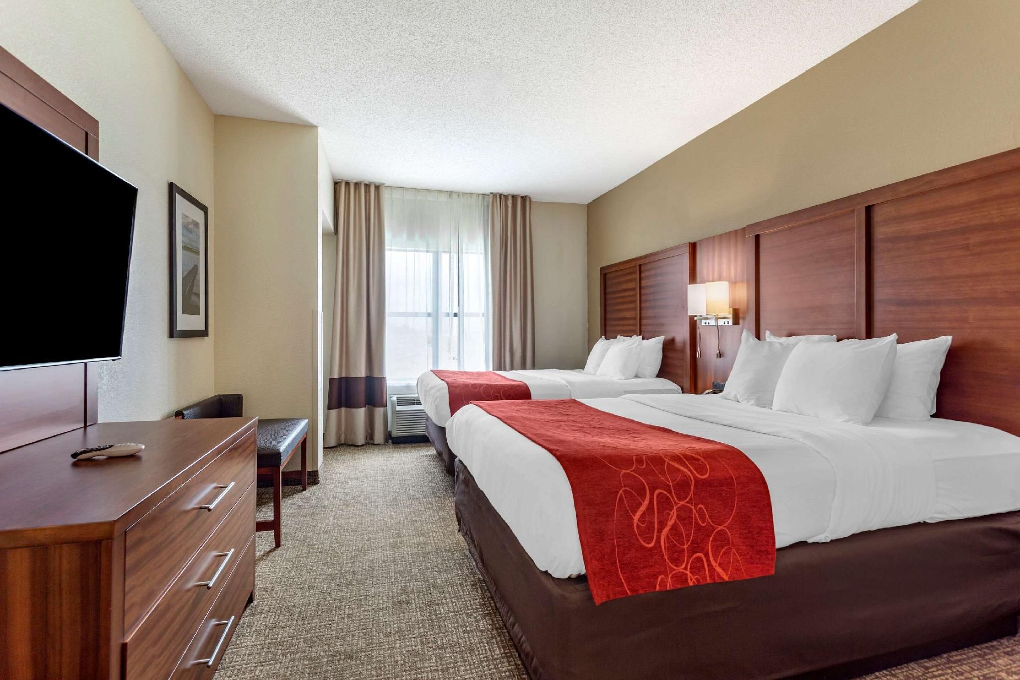 2 Queen Beds, Suite, Nonsmoking, Accessible