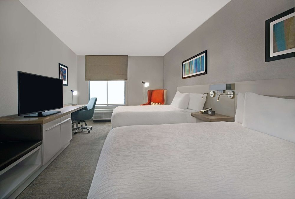 Room, 2 Queen Beds, Non Smoking (Drinks & Snacks)