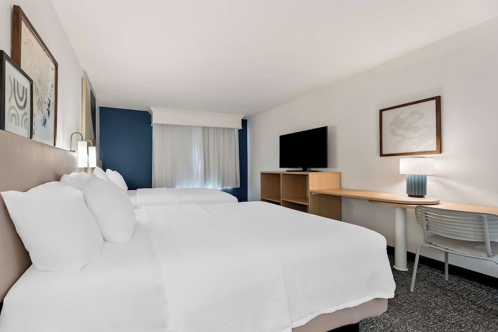 Room, 2 Queen Beds