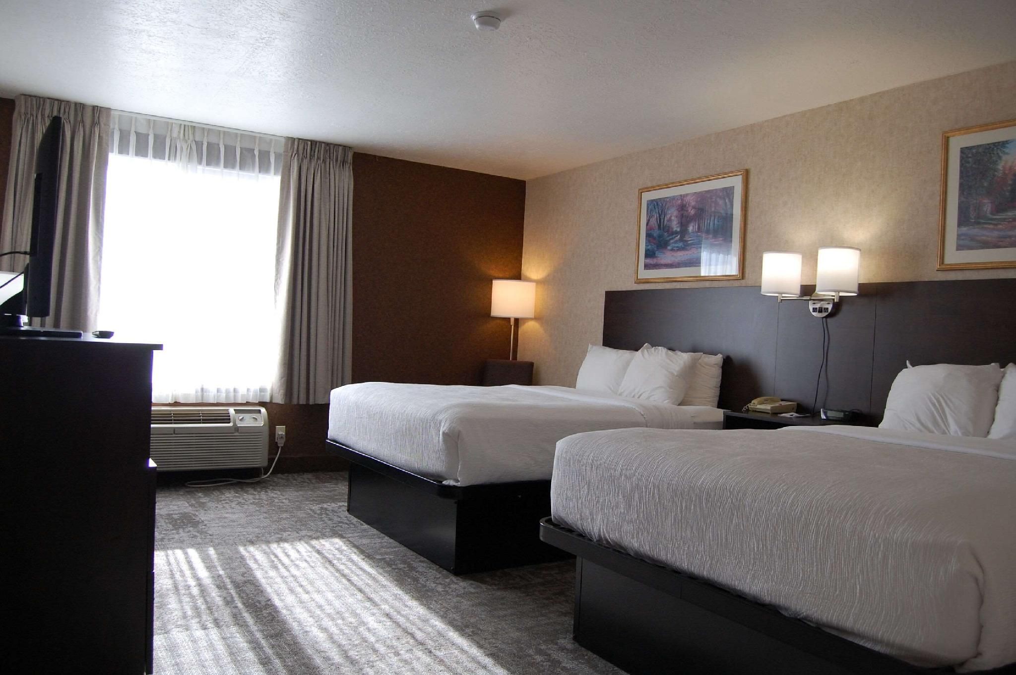2 Queen Beds, Business Room, Nonsmoking