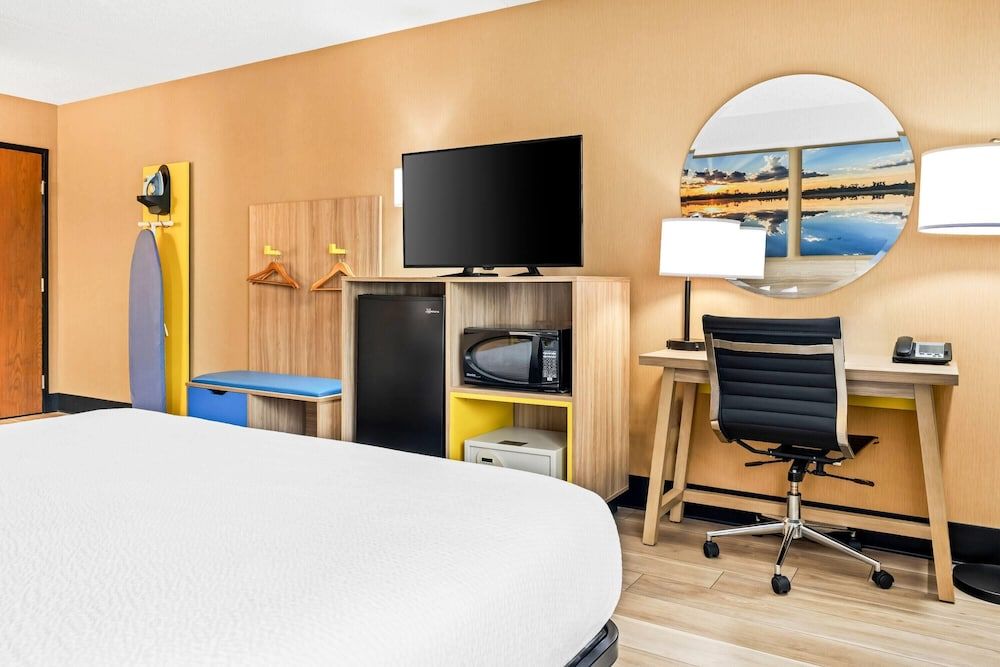 Room, 1 Queen Bed, Accessible
