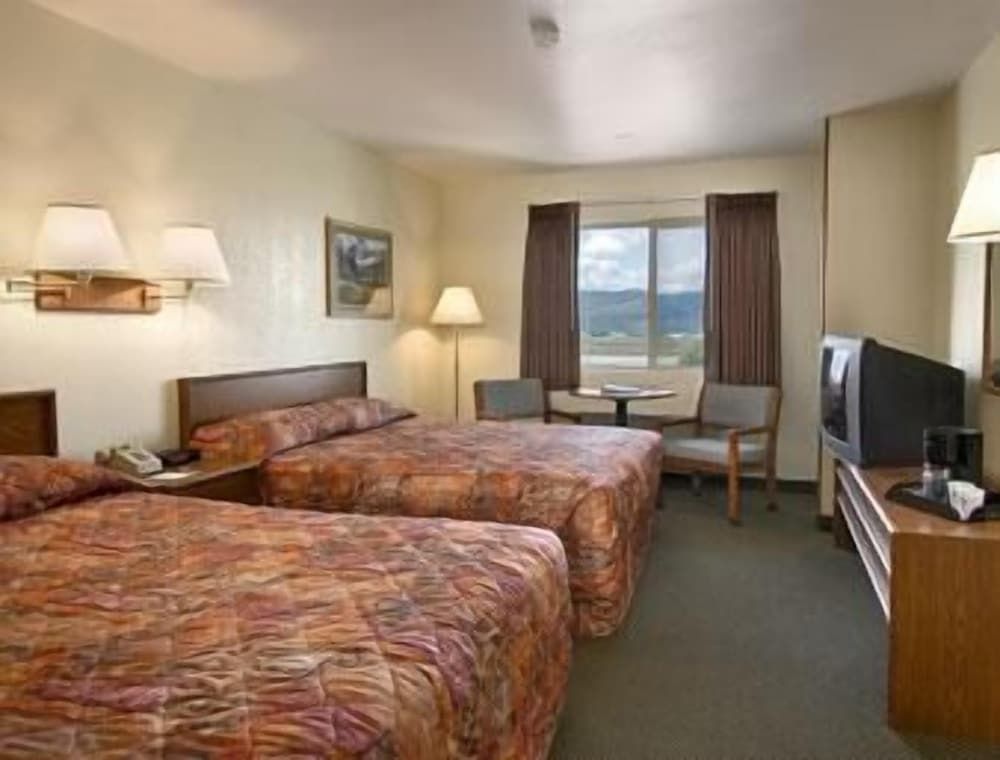 Standard Room, 2 Queen Beds