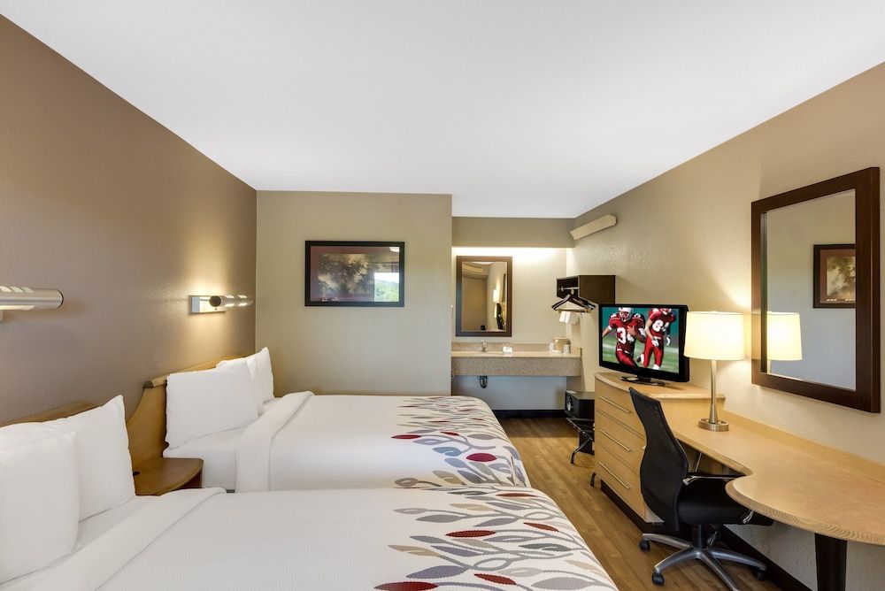 Standard Room, 2 Double Beds (Smoke Free)