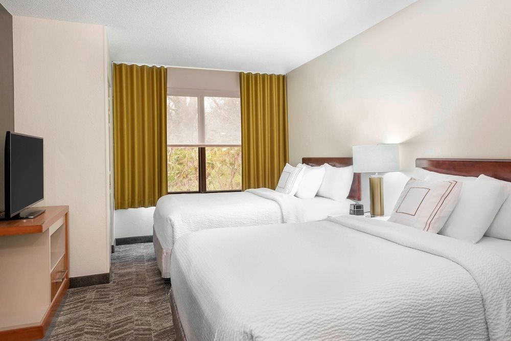 Suite, 2 Double Beds, Non Smoking