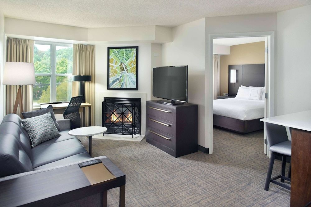 Suite, Multiple Beds (Two Bedroom)