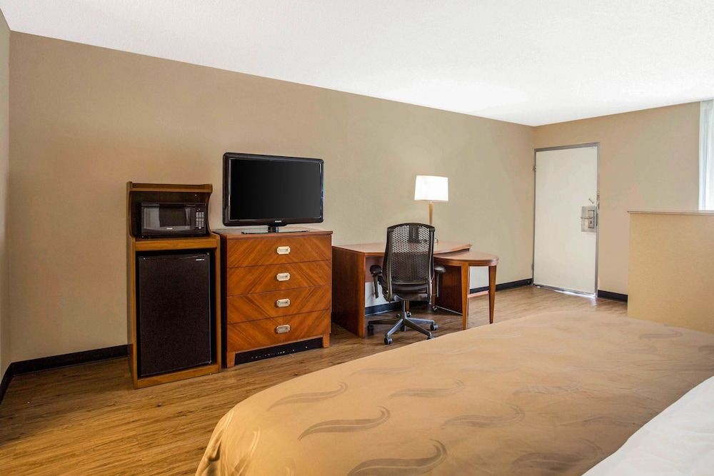 Room, 1 King Bed, Accessible, Non Smoking
