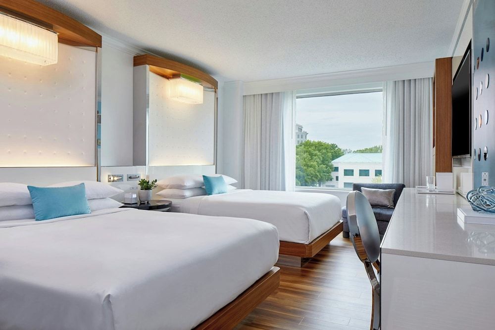 Room, 2 Queen Beds, Non Smoking