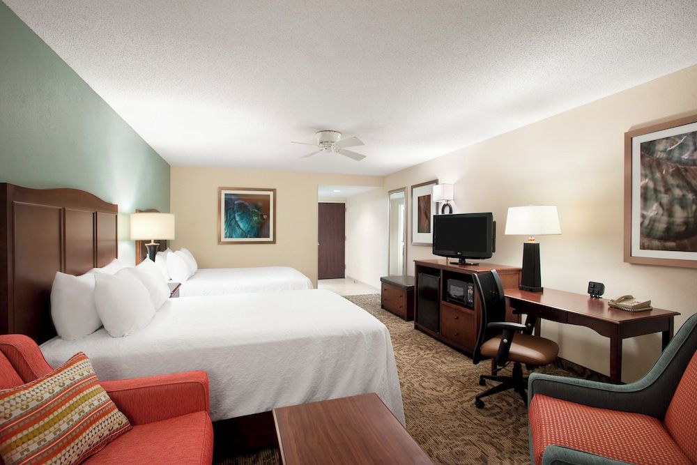Standard, Two Queen and One Sofa Bed, Partial Ocean View