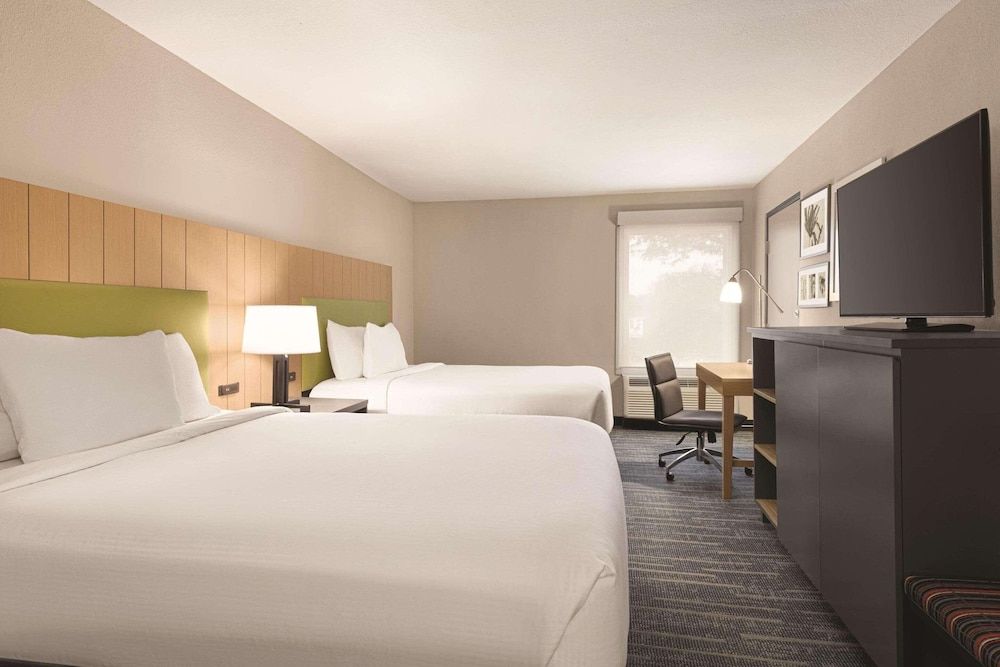 Room, 2 Queen Beds, Non Smoking