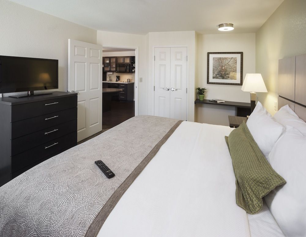 undefined Candlewood Suites Durham by IHG 4